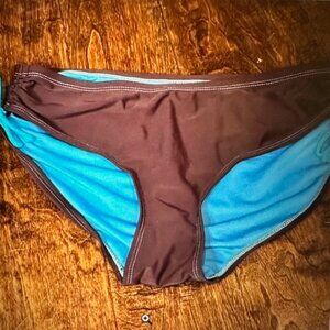 Free Coubtry hipster style brown and turquoise bikini bottom, size XL!